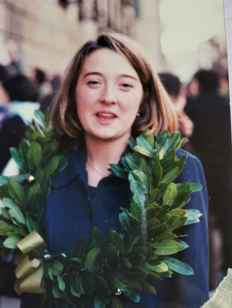lisa alla laurea
